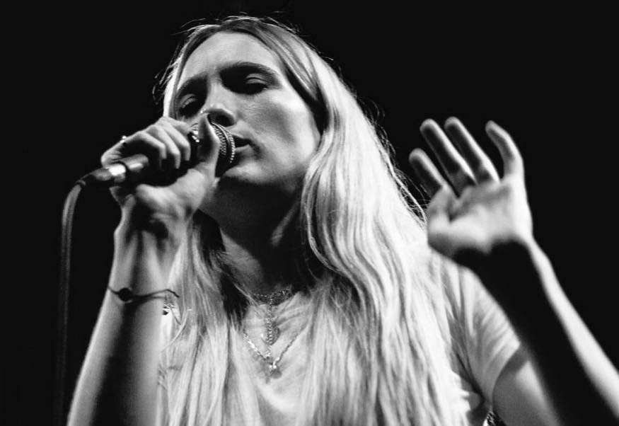 Sophie Lowe – ‘Breathe’