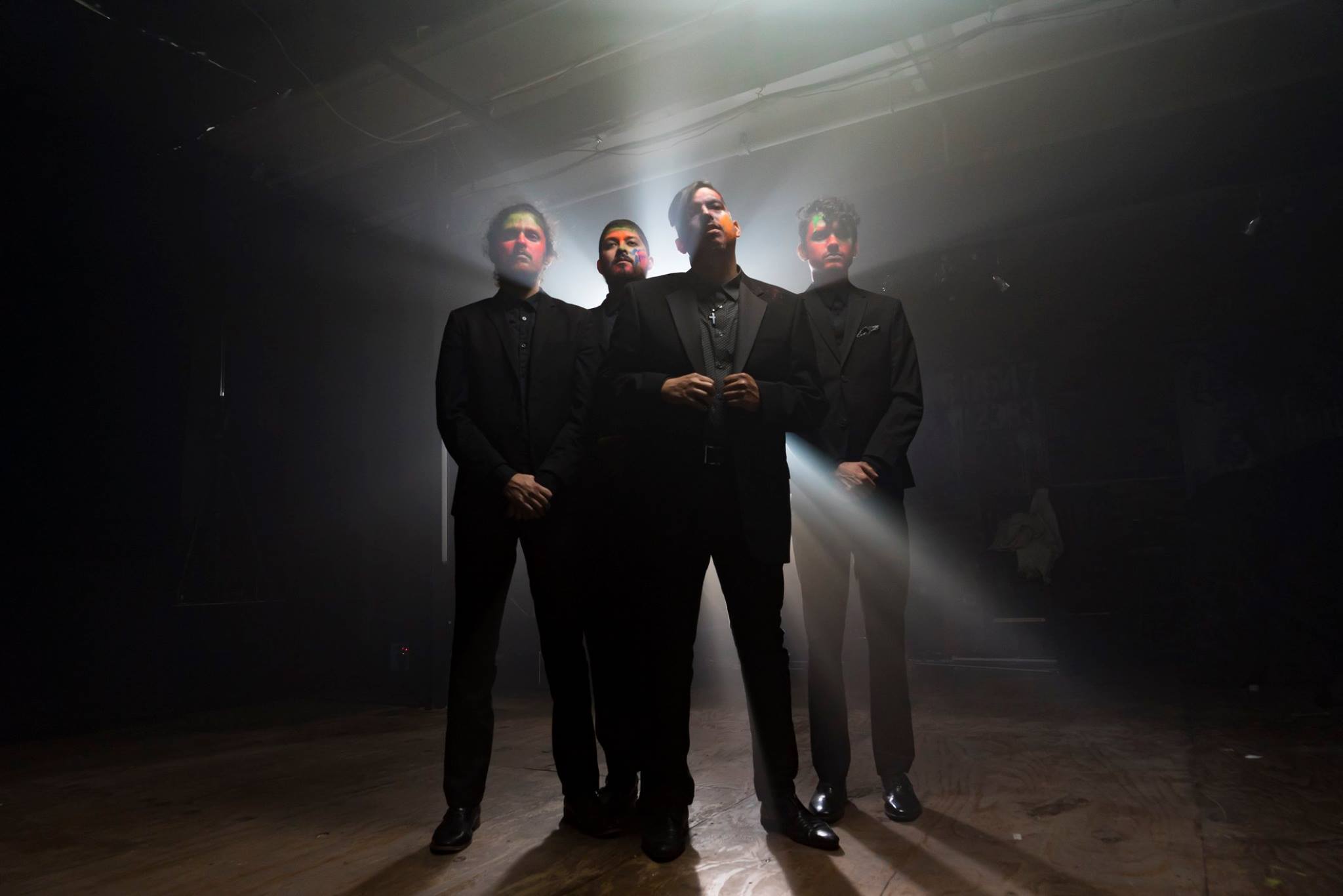 Avantist: ‘Red Bible (feat. Adrián Terrazas-Gonzáles)’