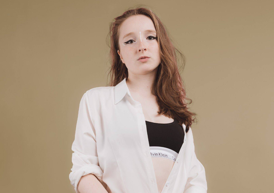 Zoe Graham: ‘Sleep Talking’