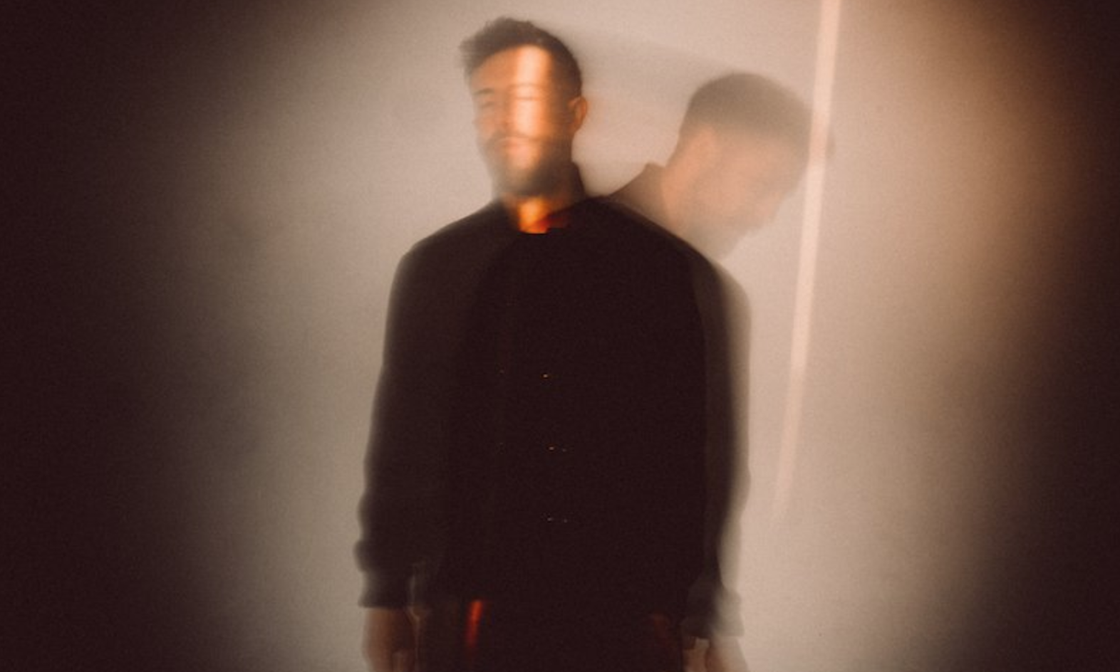 Phoria: ‘Intro’