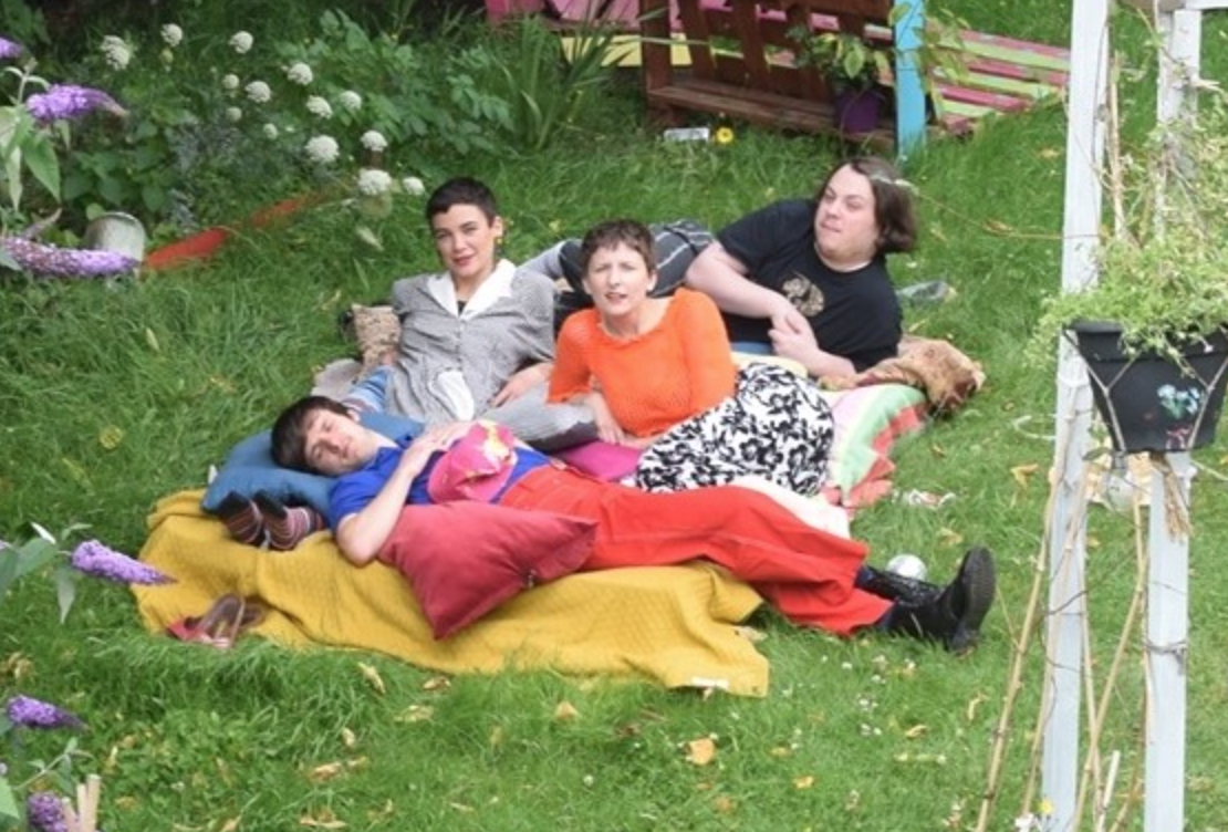 Hannah’s Little Sister: ‘Gum’