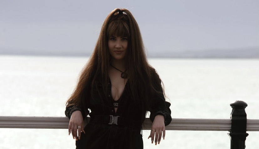 Maya Rain: ‘O.Y.H (Hold Me)’