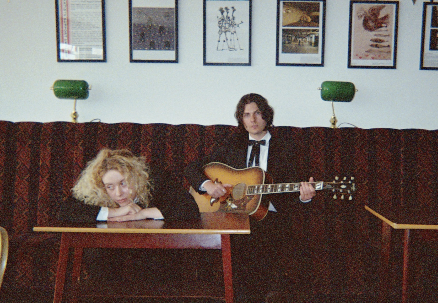 Jake Whiskin & Lizzie Reid: ‘Drive You Home’