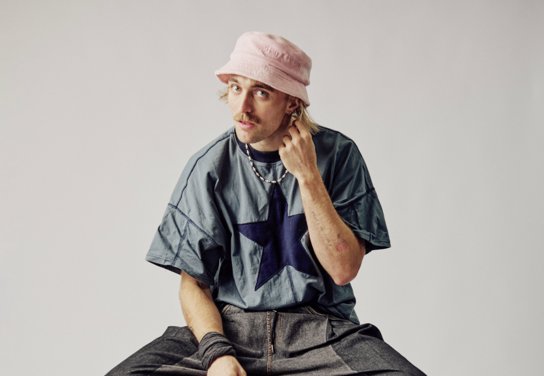 Martin Luke Brown: ‘hello !’