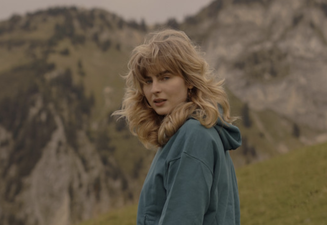 Mary Middlefield: ‘Bite Me’